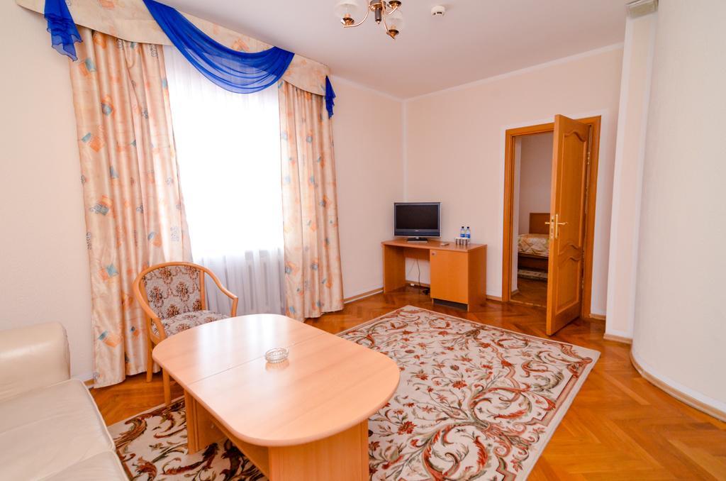 Altyn Dala Hotel アスターナ エクステリア 写真
